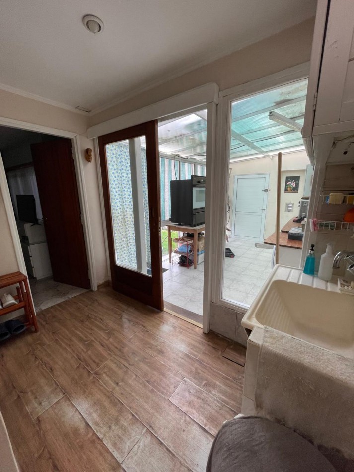 Excelente casa Dos ambientes en centro de miramar