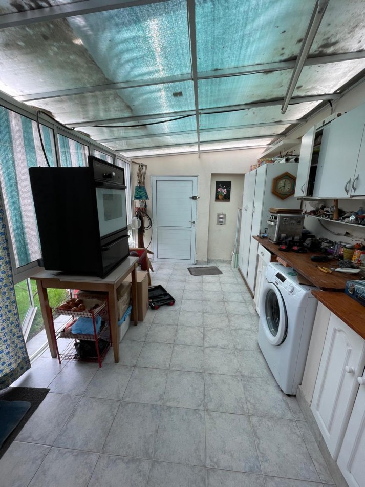 Excelente casa Dos ambientes en centro de miramar