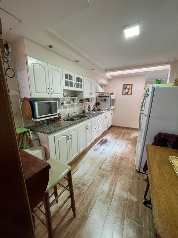 Excelente casa Dos ambientes en centro de miramar