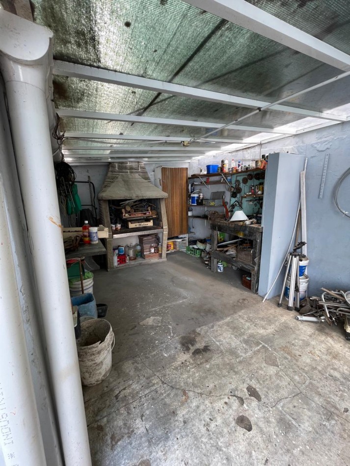 Excelente casa Dos ambientes en centro de miramar